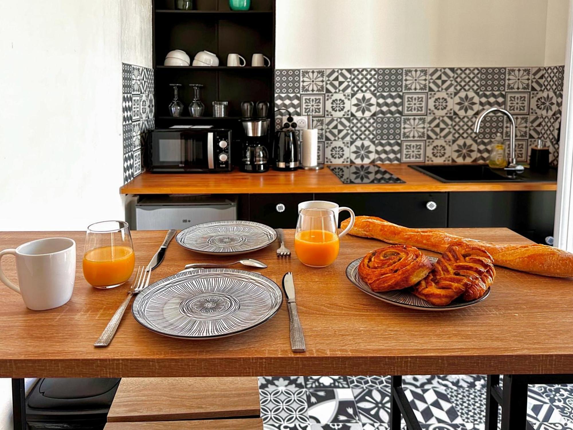 Appartement Entier Cosy Avec Balcon - Centre Montpellier Eksteriør bilde